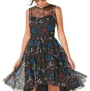 Lauren Conrad Disney Collection Dress size 6